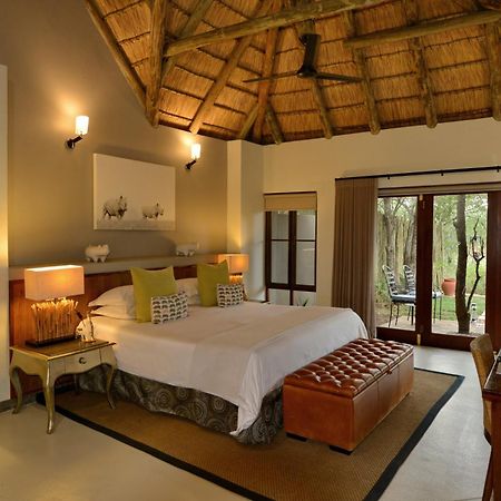 Tambuti Lodge Pilanesberg Exterior foto