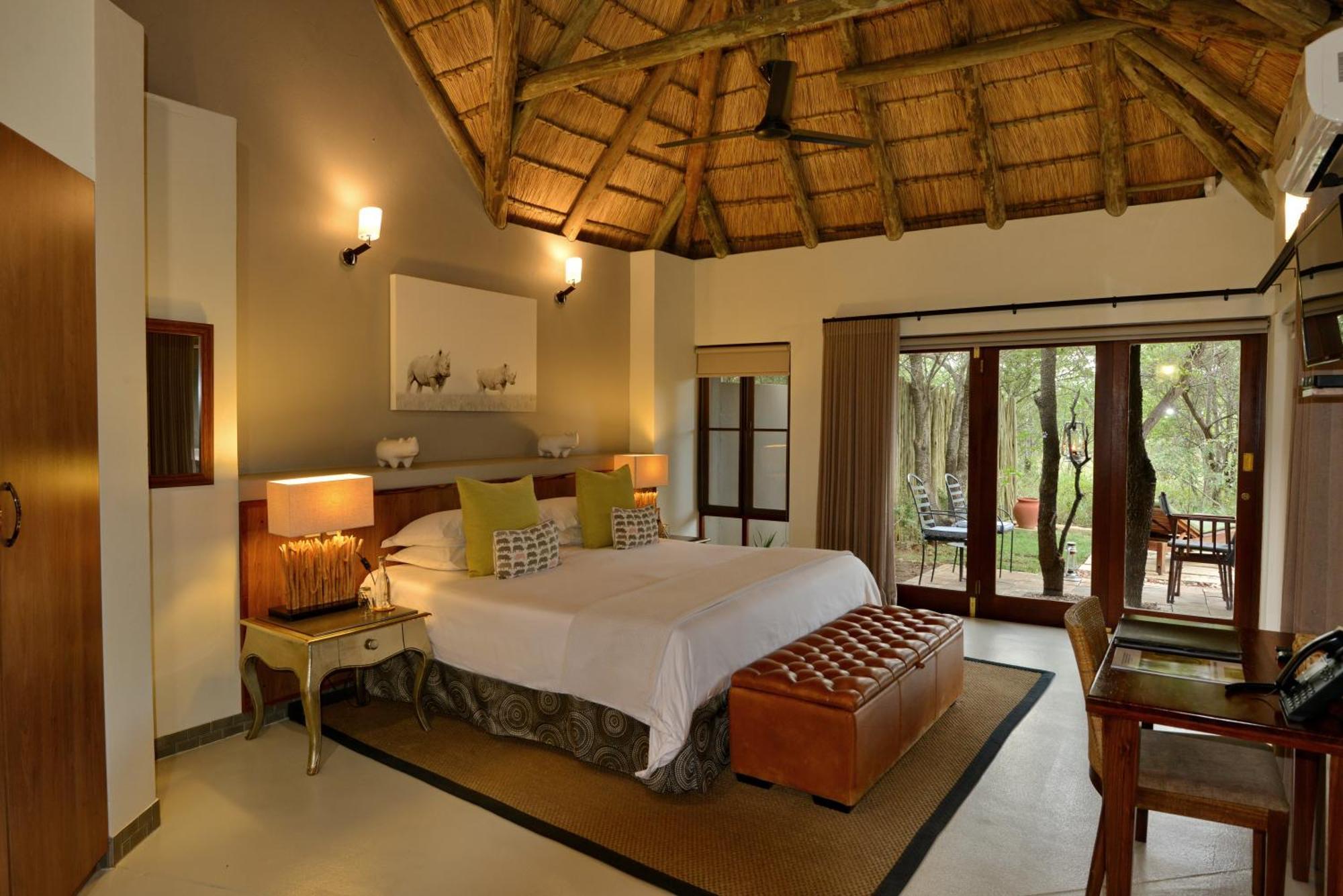 Tambuti Lodge Pilanesberg Exterior foto